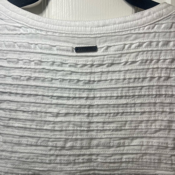 Prana Nieves sleeveless tank top pin tuck white large - Picture 5 of 11